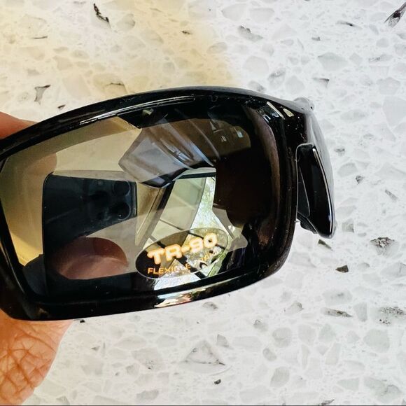 24/7 LIFE Sunglasses - Black & Blue Pair - Set of 2 NWT - Picture 4 of 4